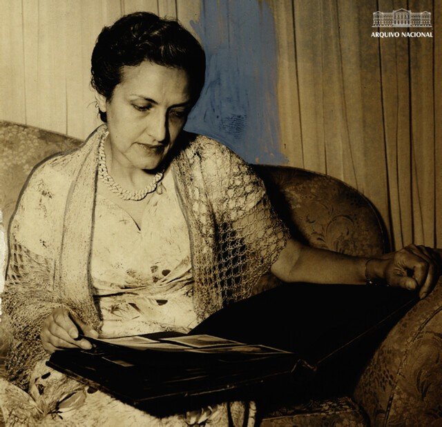 Retrato libre de Cecilia Meireles,
