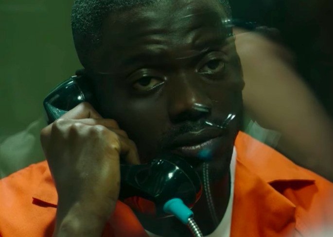 Ejecutar una película con final alternativo