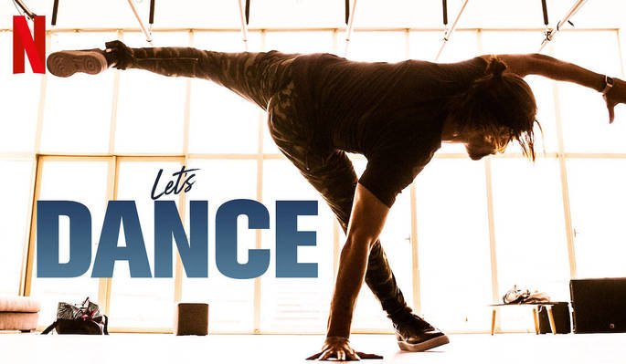 Un cartel de la película Let's Dance muestra a un niño haciendo un paso de baile con una ventana iluminada de fondo.