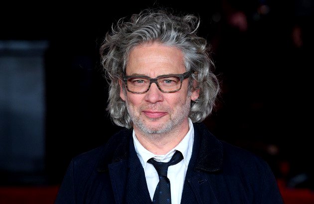 La dirección de Bohemian Rhapsody la completó Dexter Fletcher.